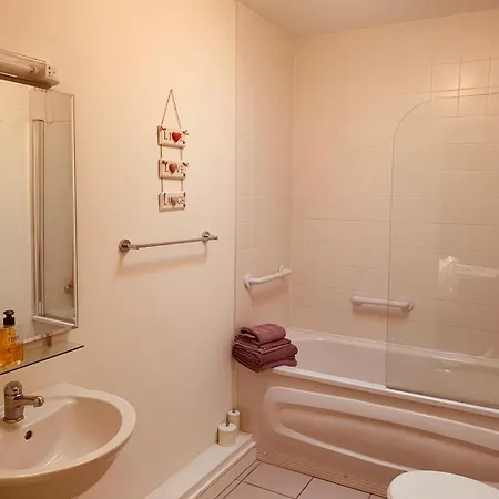 Courthouse View Penthouse 1